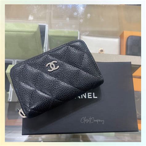 chanel carts|Chanel card holder zipped.